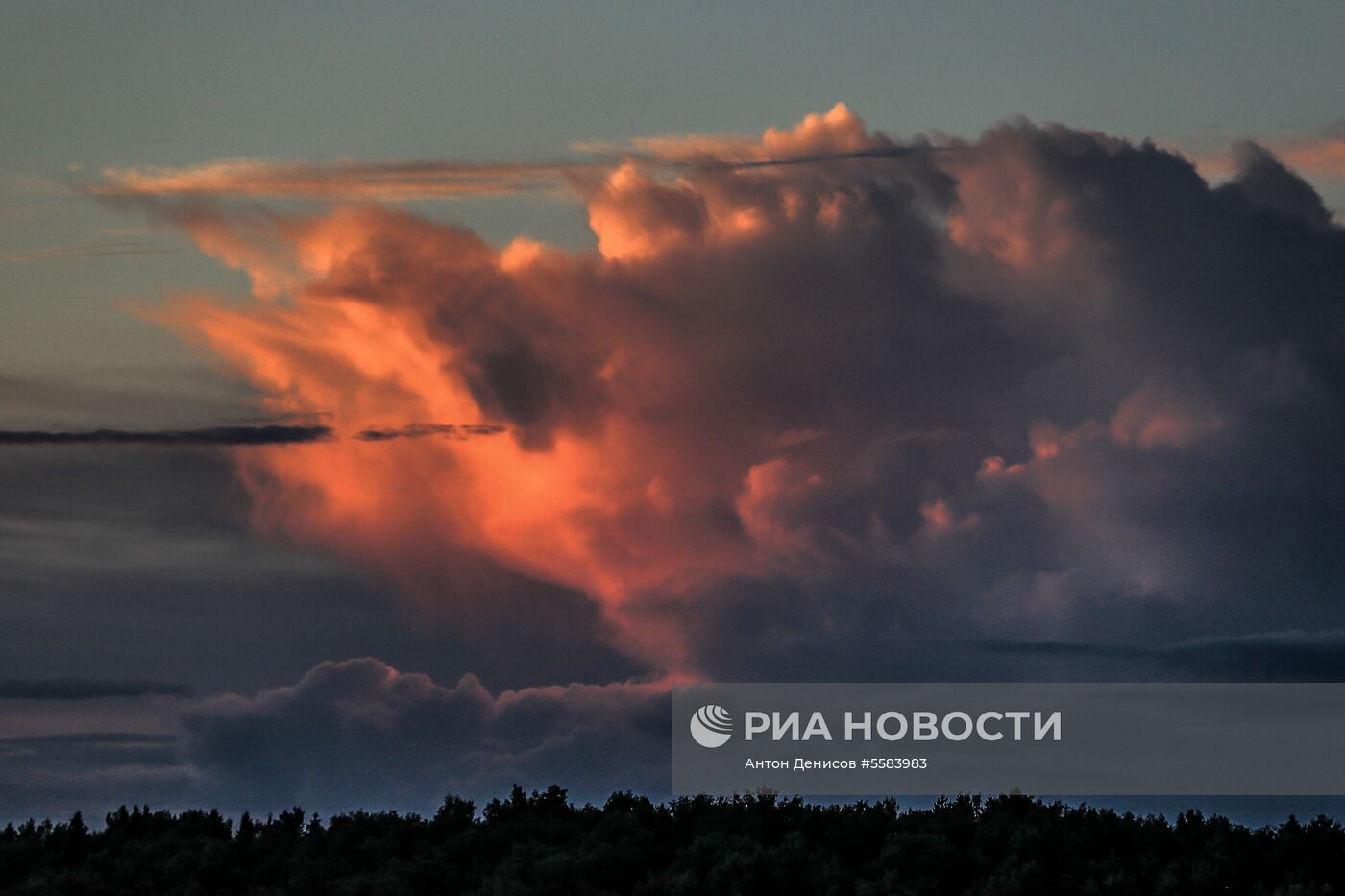 Облака в Московской области.