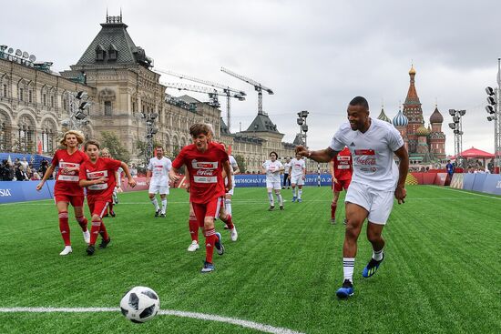 Звездный футбольный юнифайд-матч на Красной площади