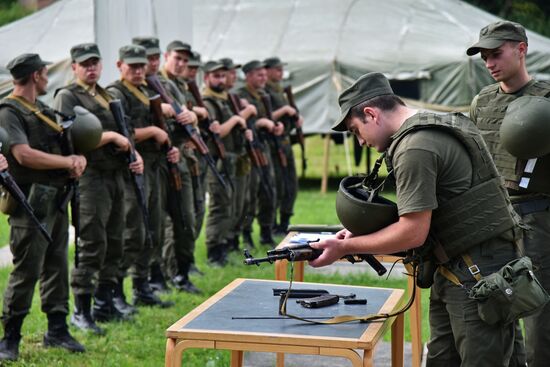 Учения резервистов Нацгвардии Украины