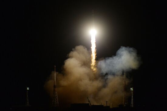 Запуск РН "Союз-2.1А" С ТГК "Прогресс МС-09" с космодрома Байконур