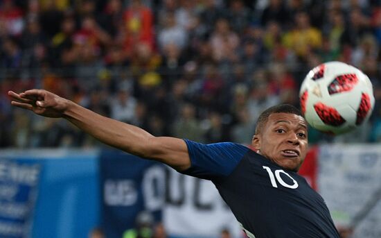 Футбол. ЧМ-2018. Матч Франция - Бельгия