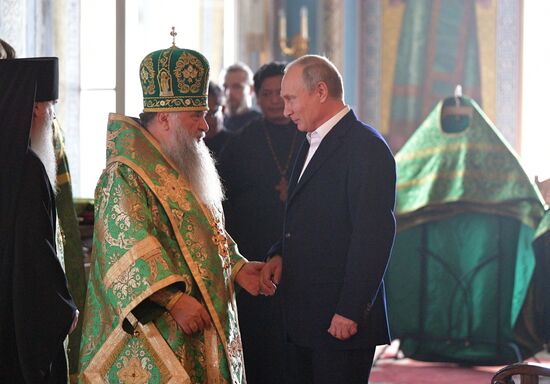 Президент РФ В. Путин посетил Валаамский монастырь