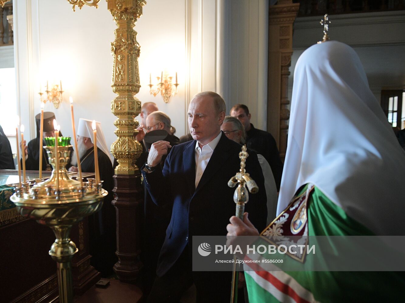 Президент РФ В. Путин посетил Валаамский монастырь