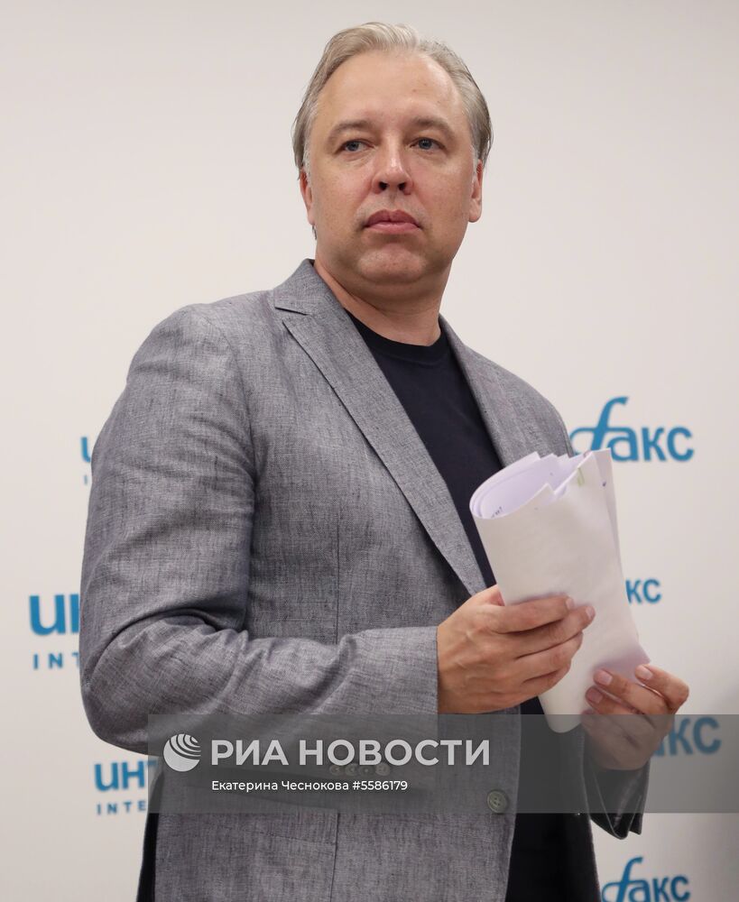 Пресс-конференция кандидата в мэры Москвы В. Кумина