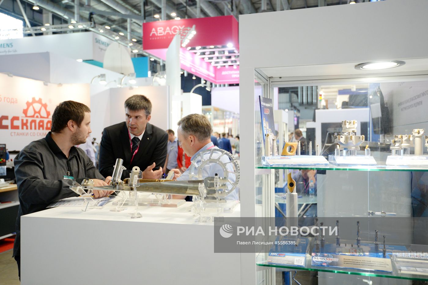 9-я Международная промышленная выставка "Иннопром". День четвертый