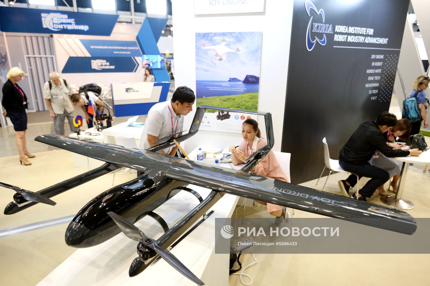 9-я Международная промышленная выставка "Иннопром". День четвертый