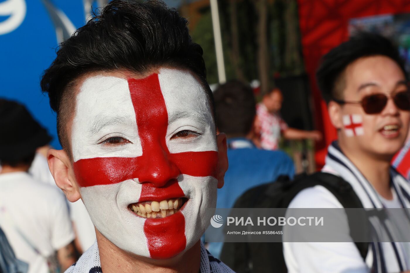 Болельщики перед матчем ЧМ-2018 по футболу между сборными Хорватии и Англии