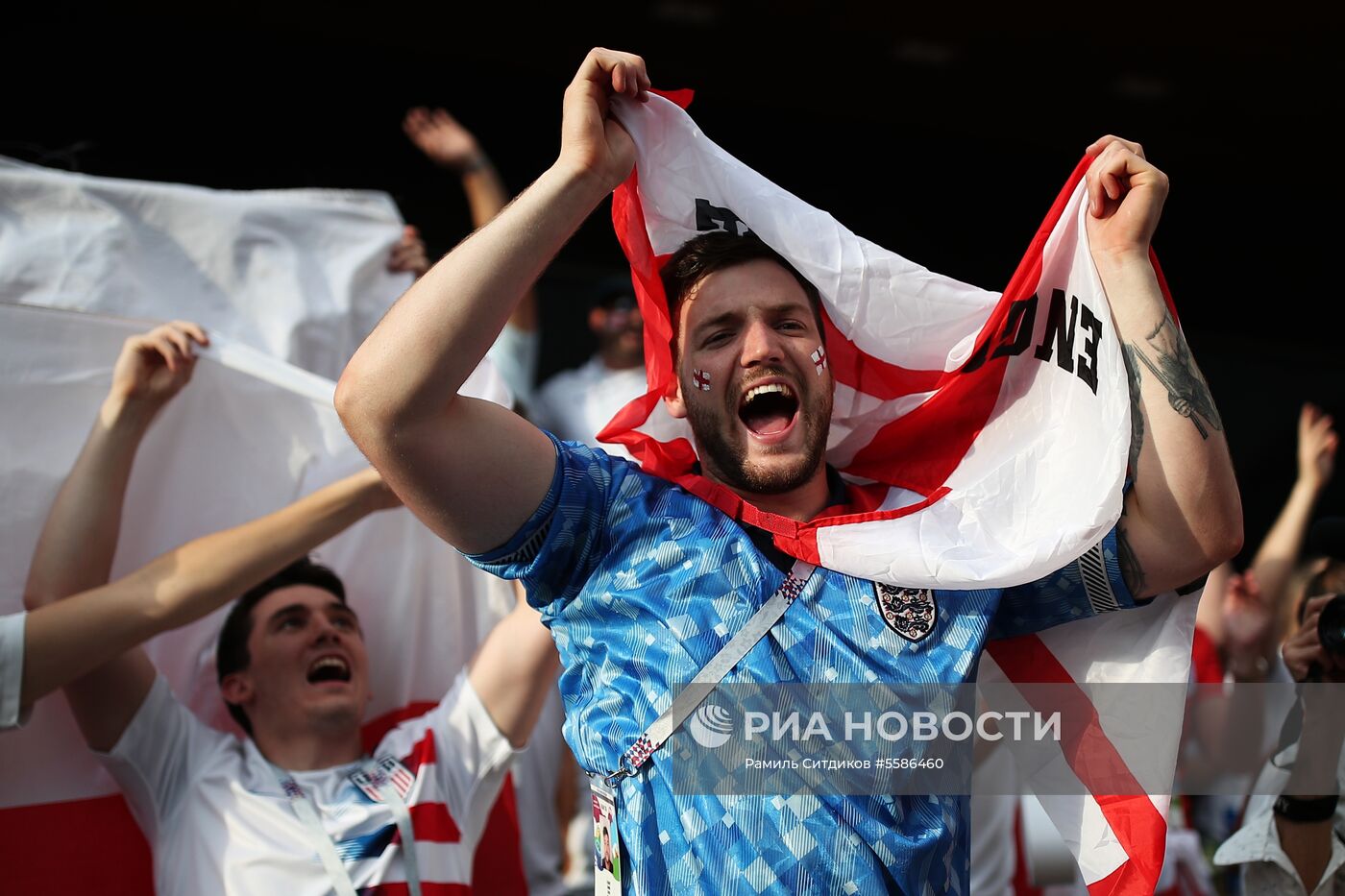 Болельщики перед матчем ЧМ-2018 по футболу между сборными Хорватии и Англии