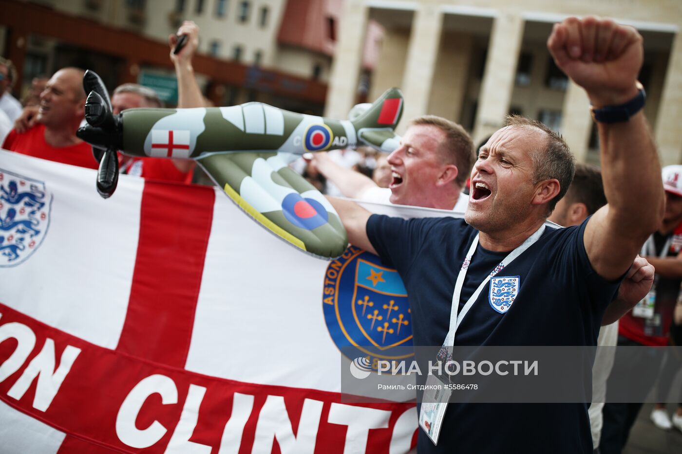Болельщики перед матчем ЧМ-2018 по футболу между сборными Хорватии и Англии