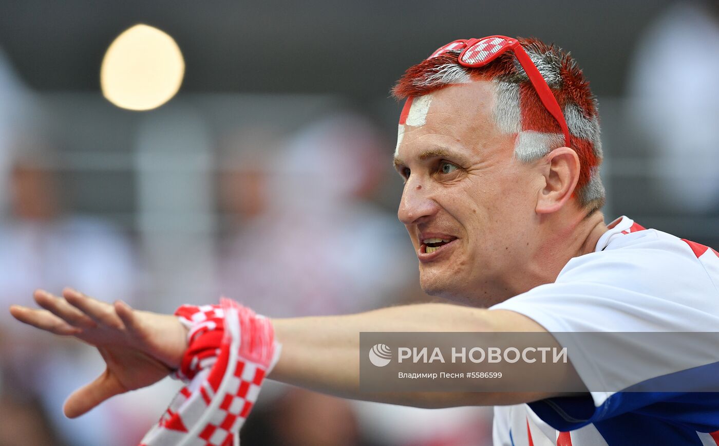 Болельщики перед матчем ЧМ-2018 по футболу между сборными Хорватии и Англии