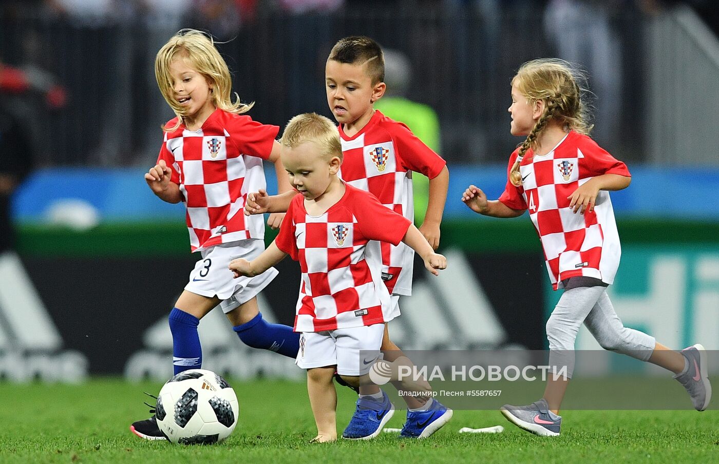 Футбол. ЧМ-2018. Матч Хорватия - Англия