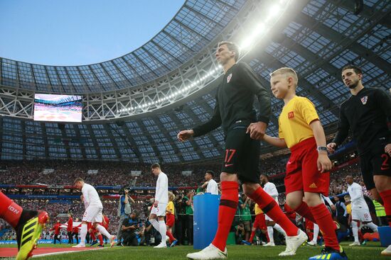 Футбол. ЧМ-2018. Матч Хорватия - Англия 