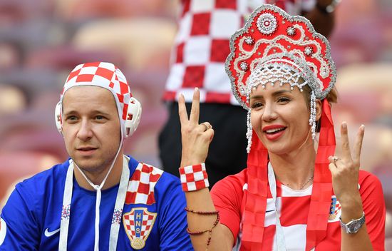 Болельщики перед матчем ЧМ-2018 по футболу между сборными Хорватии и Англии