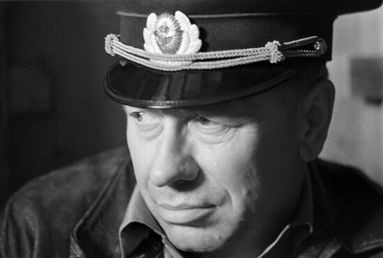 Съемки художественного фильма "Разрешите взлёт!"