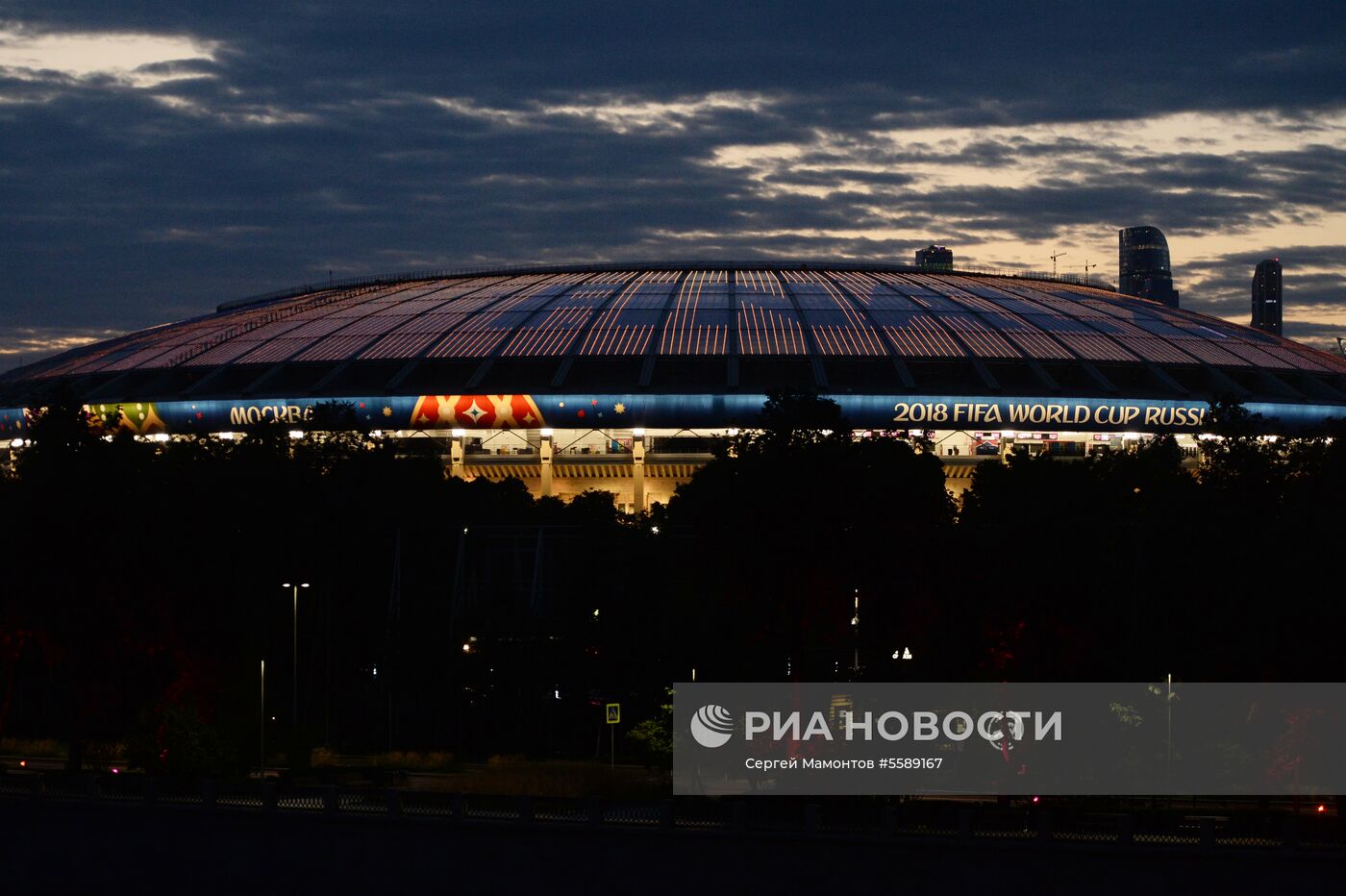 Вид на стадион «Лужники» перед финалом ЧМ-2018 по футболу