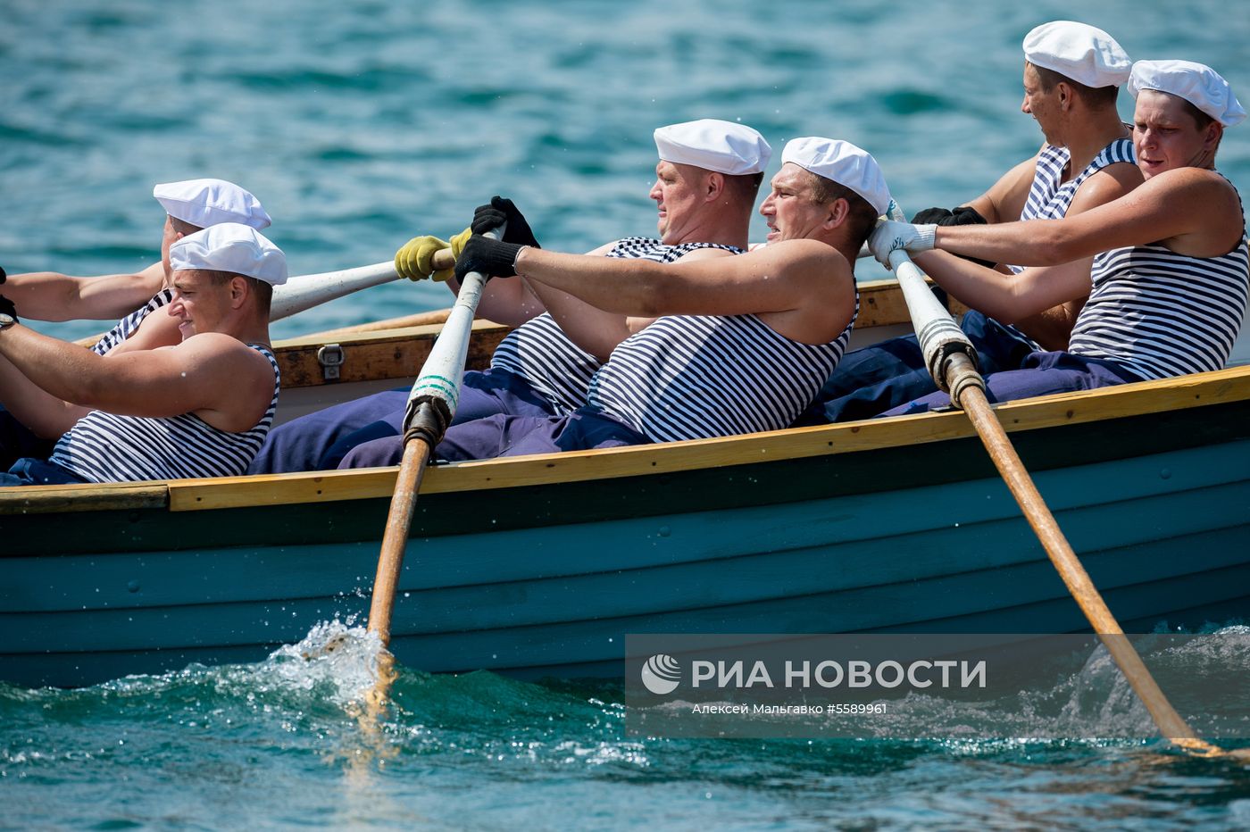 Шлюпочная гонка в Севастополе