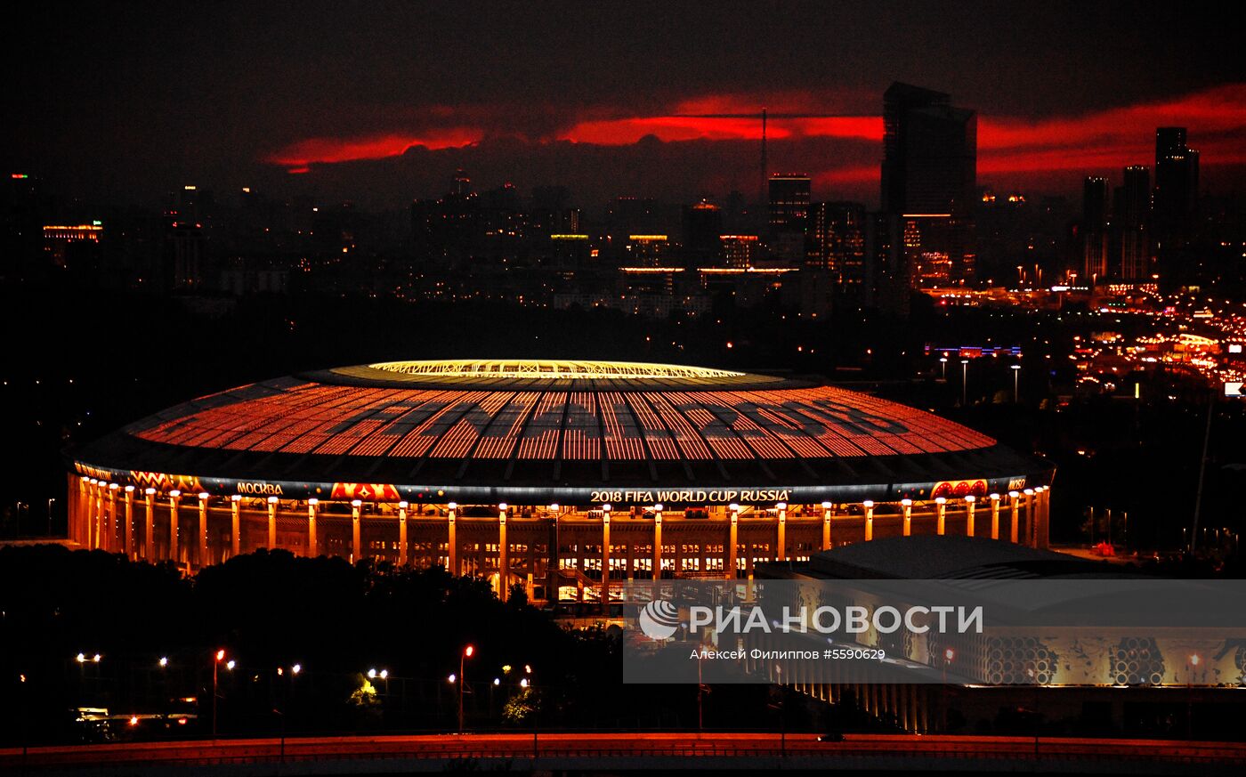 Вид на стадион «Лужники» перед финалом ЧМ-2018 по футболу