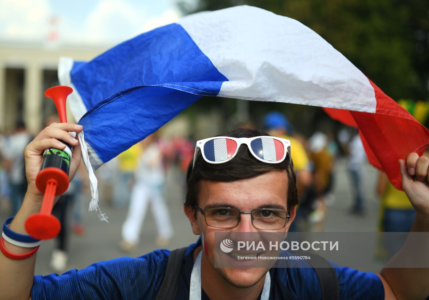 Болельщики перед финальным матчем ЧМ-2018 по футболу