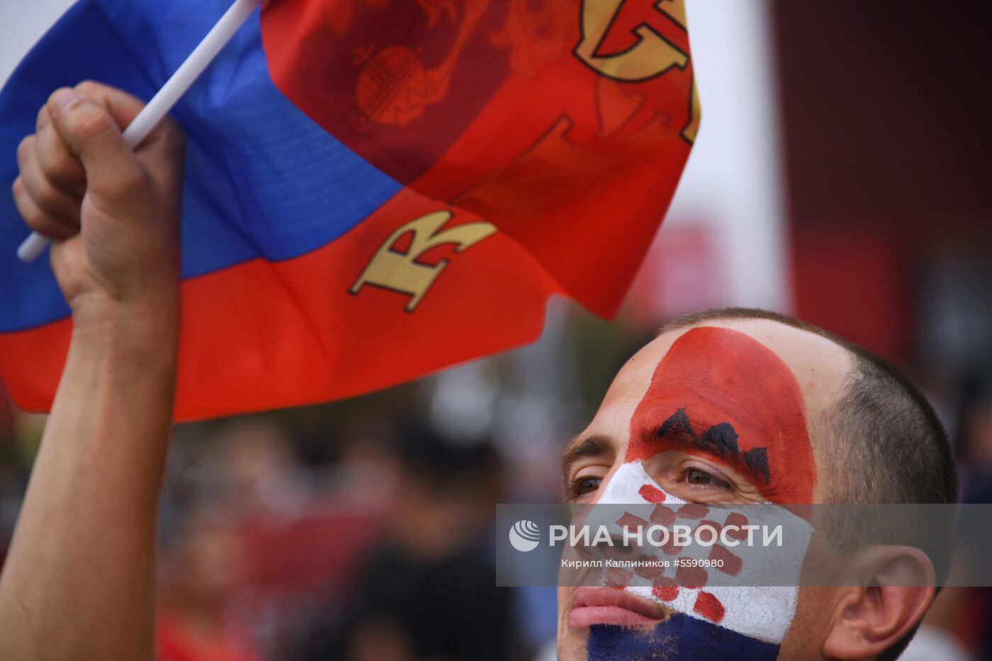 Болельщик сборной Хорватии в фан-зоне на Воробьевых горах перед финальным матчем чемпионата мира по футболу между сборными Франции и Хорватии. Место: Россия, Москва. Автор: Кирилл Каллиников/РИА Новости. Болельщики ЧМ-2018 по футболу в Москве