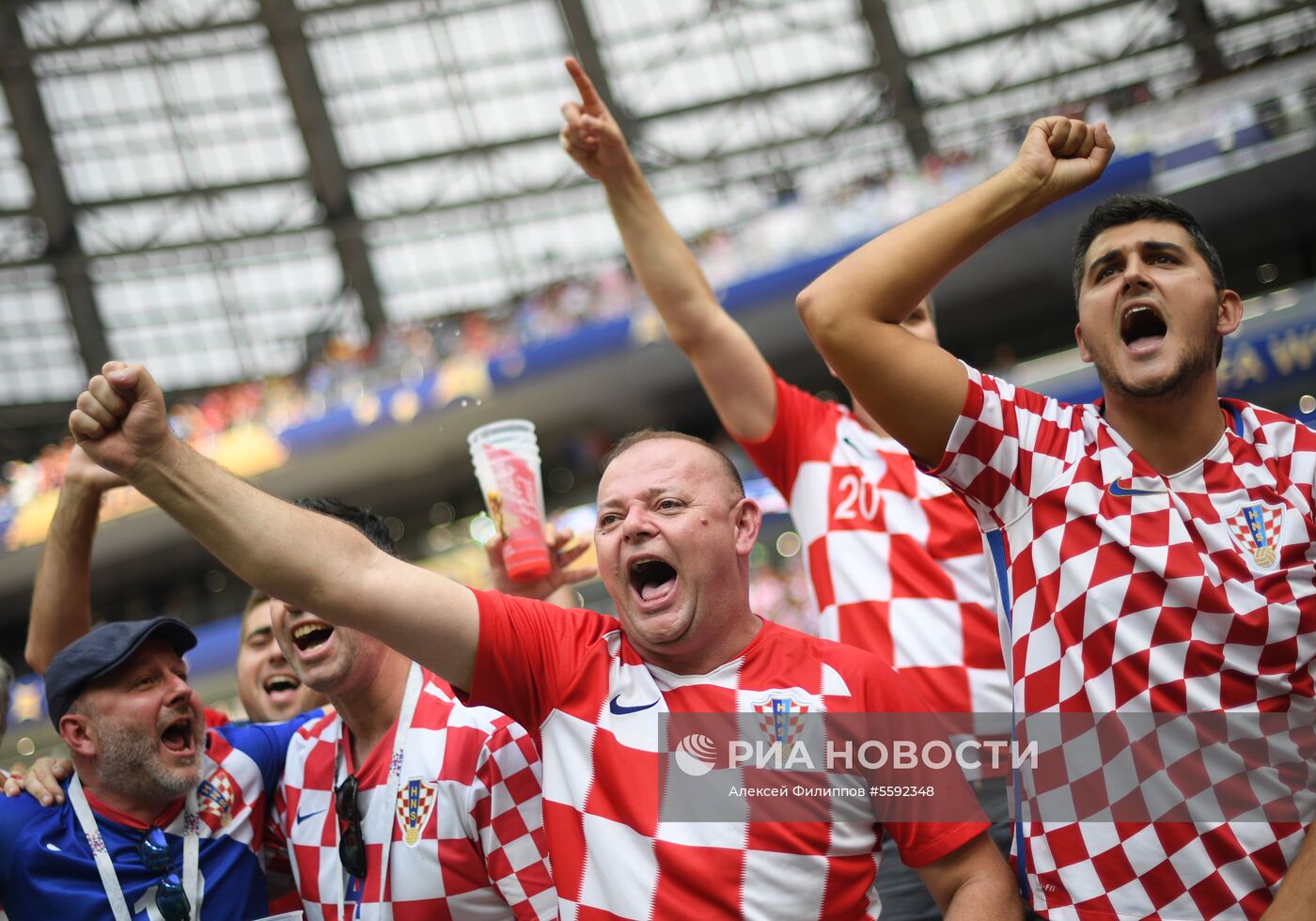 Болельщики перед финальным матчем ЧМ-2018 по футболу