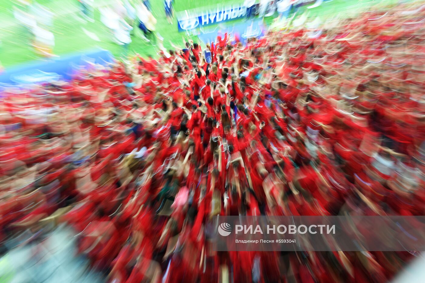 Прощание с волонтерами ЧМ-2018 по футболу на стадионе "Лужники"