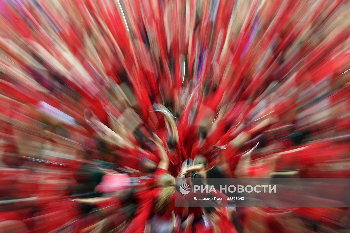 Прощание с волонтерами ЧМ-2018 по футболу на стадионе "Лужники"