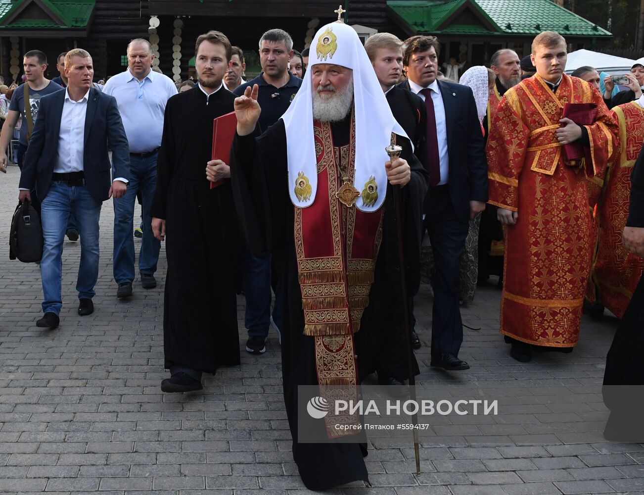 Крестный ход, приуроченный к 100-летию гибели царской семьи