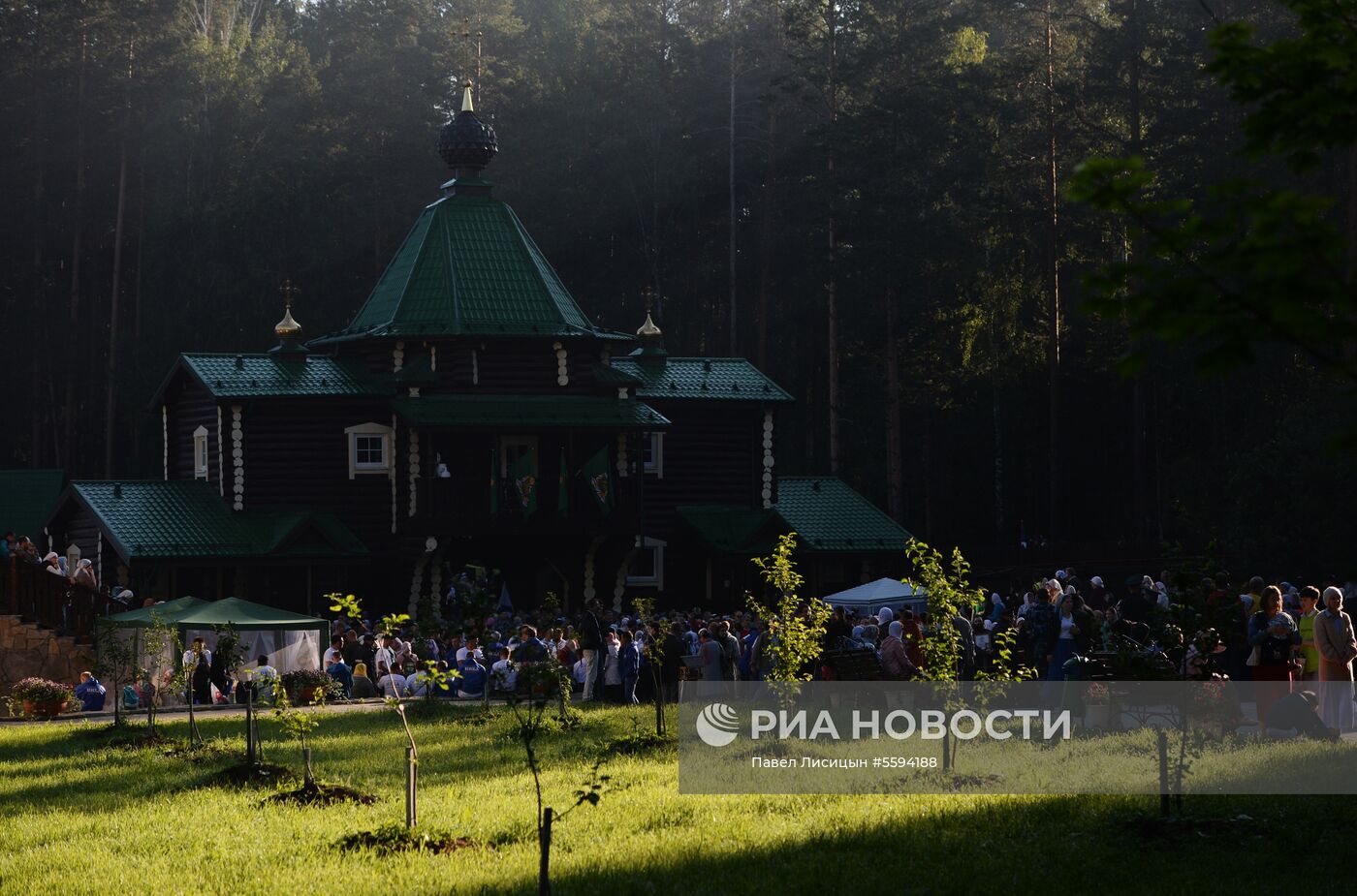 Крестный ход, приуроченный к 100-летию гибели царской семьи