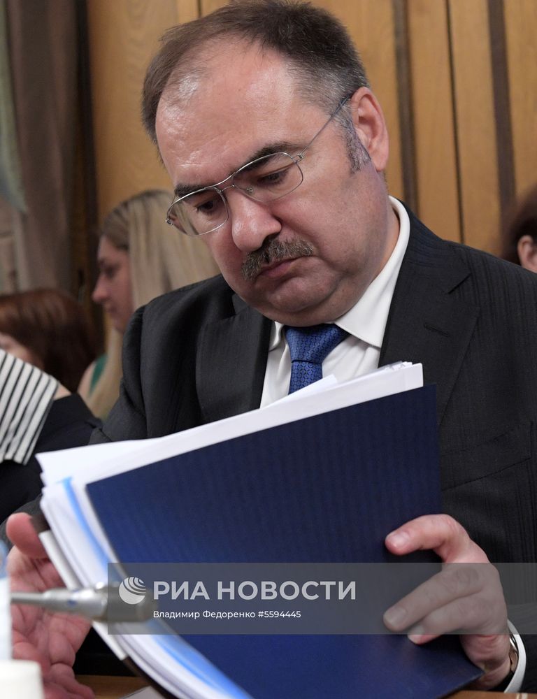 Заседание Комитета по труду, социальной политике и делам ветеранов