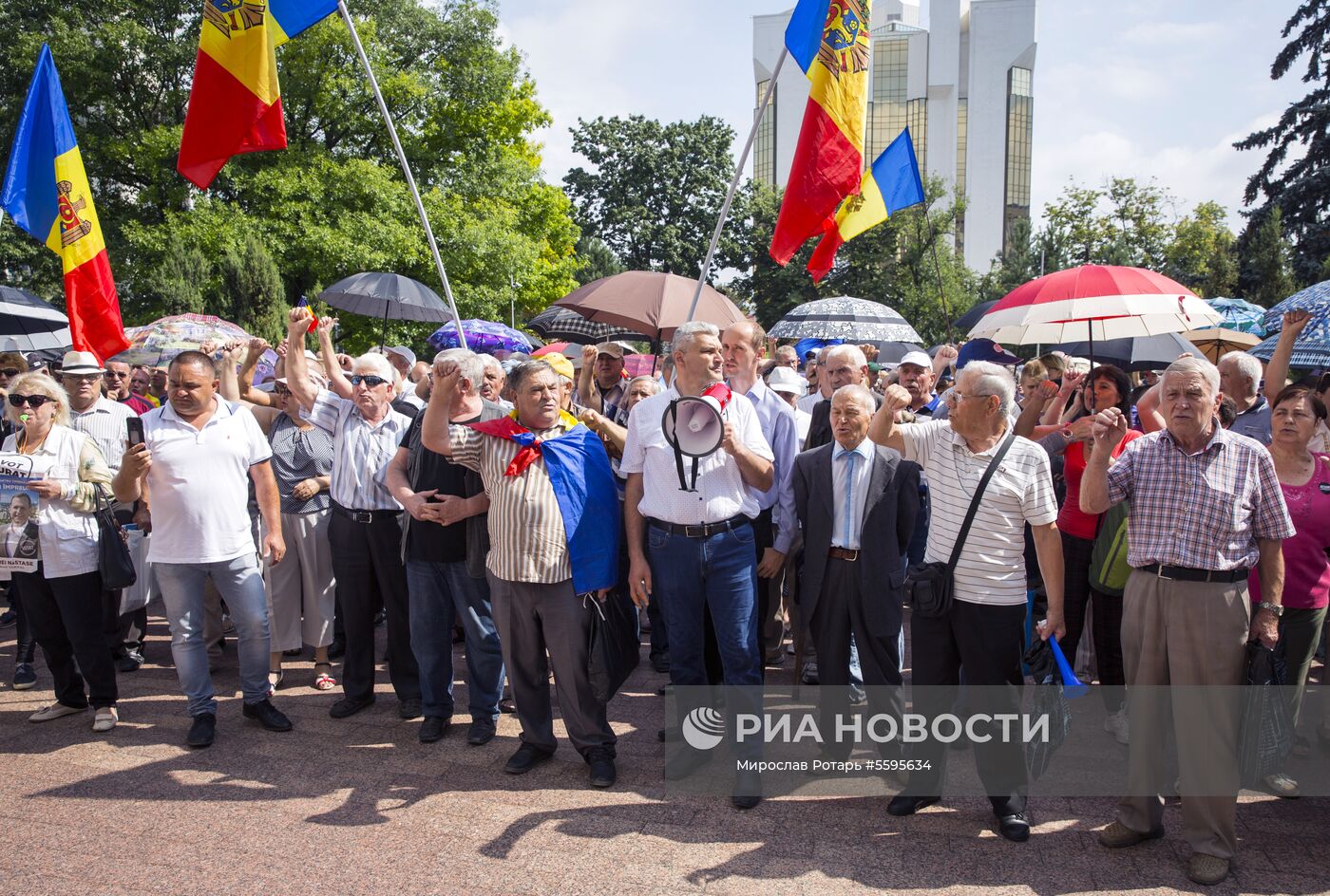 Акция протеста оппозиции в Кишиневе