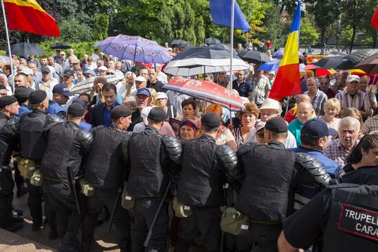 Акция протеста оппозиции в Кишиневе