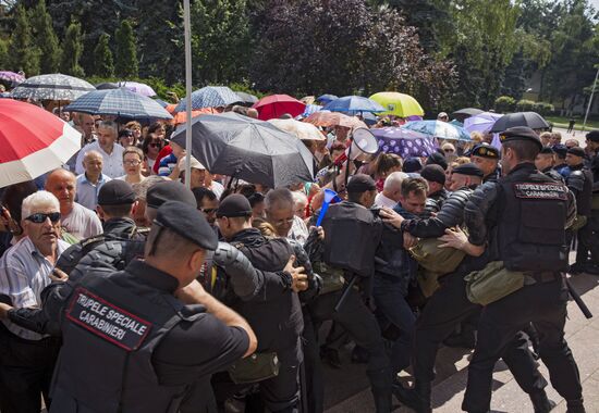 Акция протеста оппозиции в Кишиневе