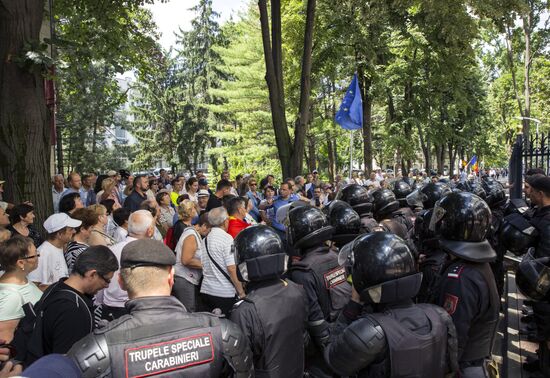 Акция протеста оппозиции в Кишиневе