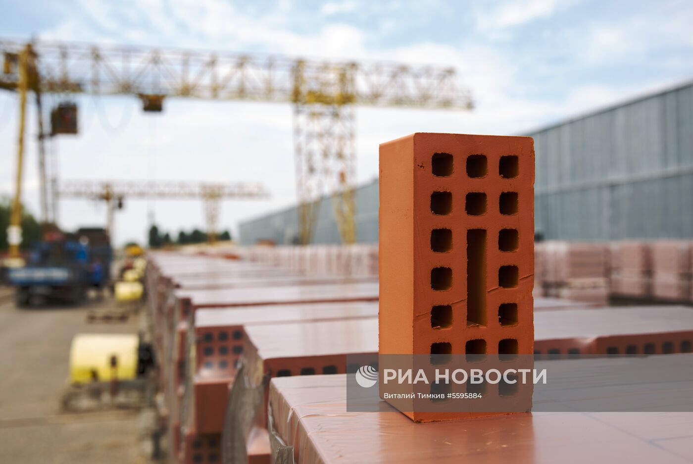 Производство кирпича на Новокубанском  ЗКСМ