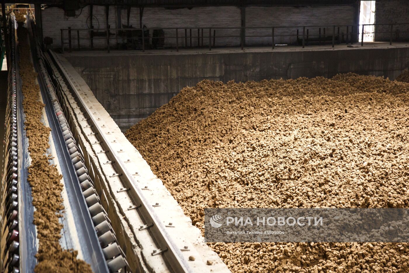 Производство кирпича на Новокубанском  ЗКСМ