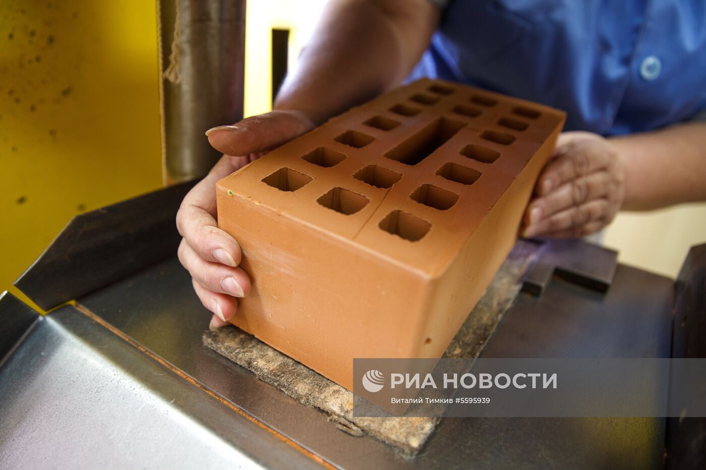 Производство кирпича на Новокубанском  ЗКСМ