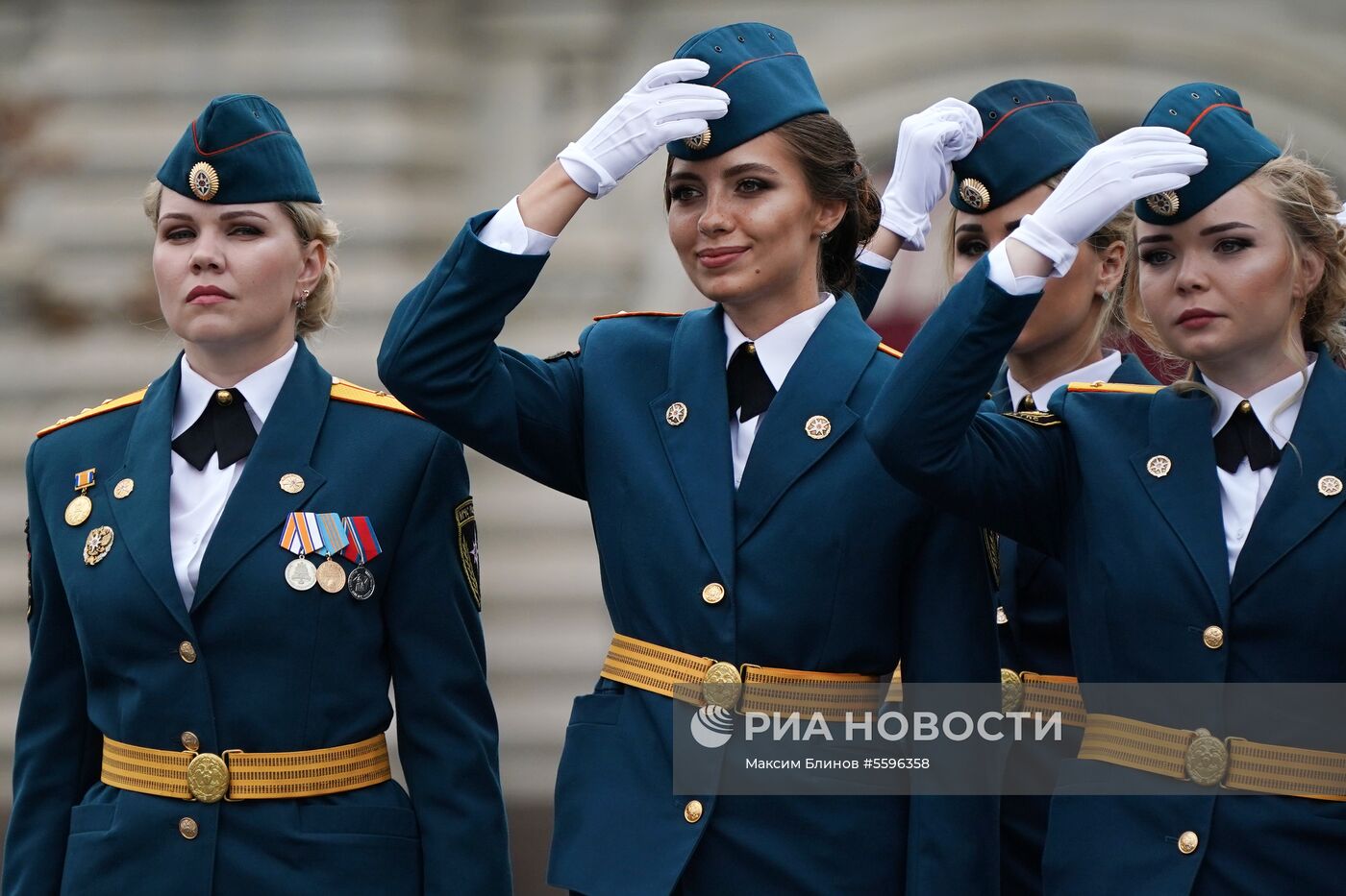 Выпуск курсантов, студентов и слушателей вузов МЧС России