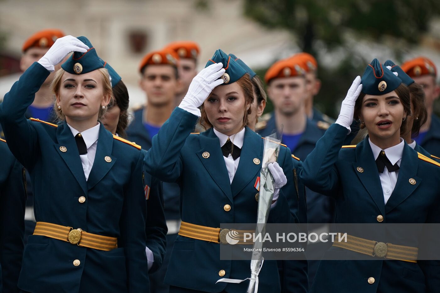 Выпуск курсантов, студентов и слушателей вузов МЧС России