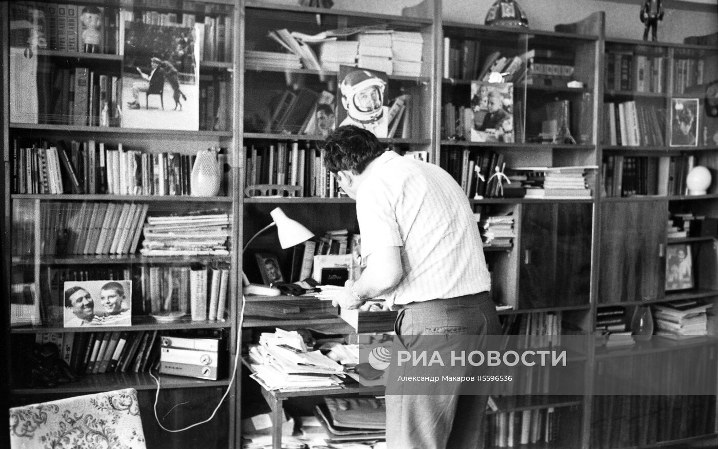 Артист цирка и кино Юрий Никулин