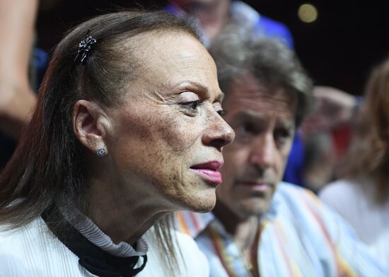 Бокс. Бой М. Гассиева и А. Усика