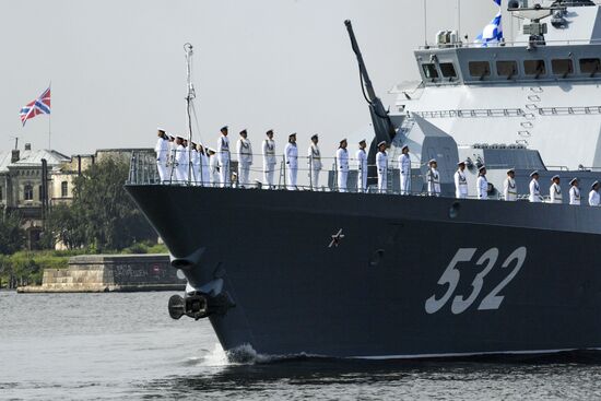 Репетиция парада, посвященного Дню ВМФ России  