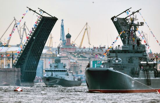 Репетиция парада, посвященного Дню ВМФ России  