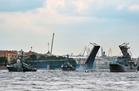 Репетиция парада, посвященного Дню ВМФ России  