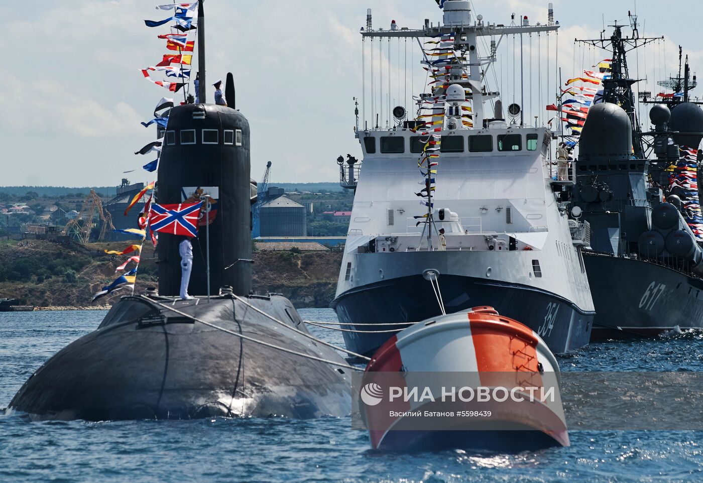 Репетиция парада ВМФ в регионах России