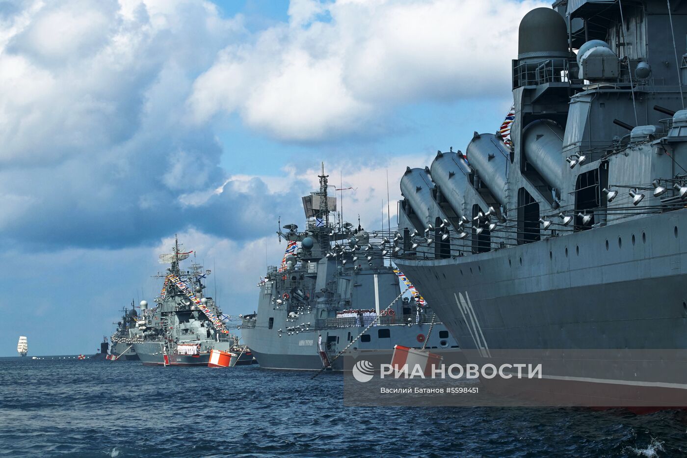 Репетиция парада ВМФ в регионах России