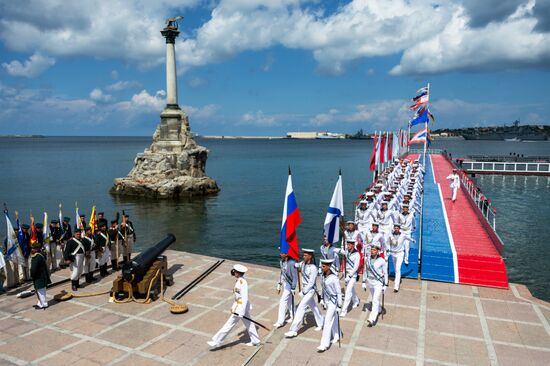 Репетиция парада ВМФ в регионах России 