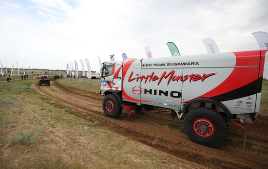 Этап ралли «Шелковый путь» в Волгограде