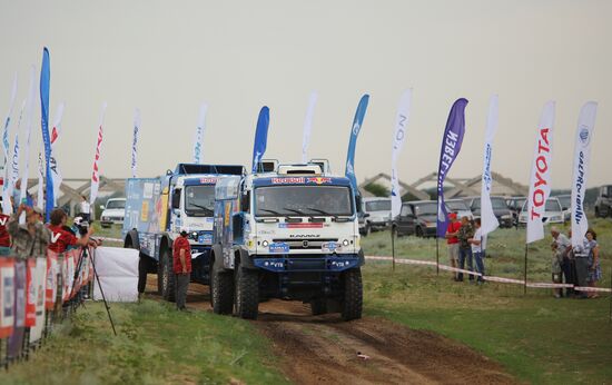 Этап ралли «Шелковый путь» в Волгограде