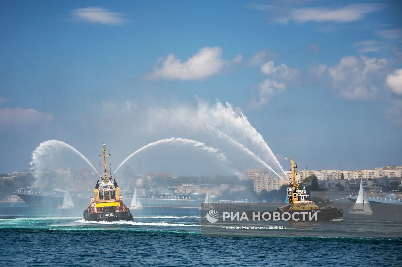 Репетиция парада ВМФ в регионах России 