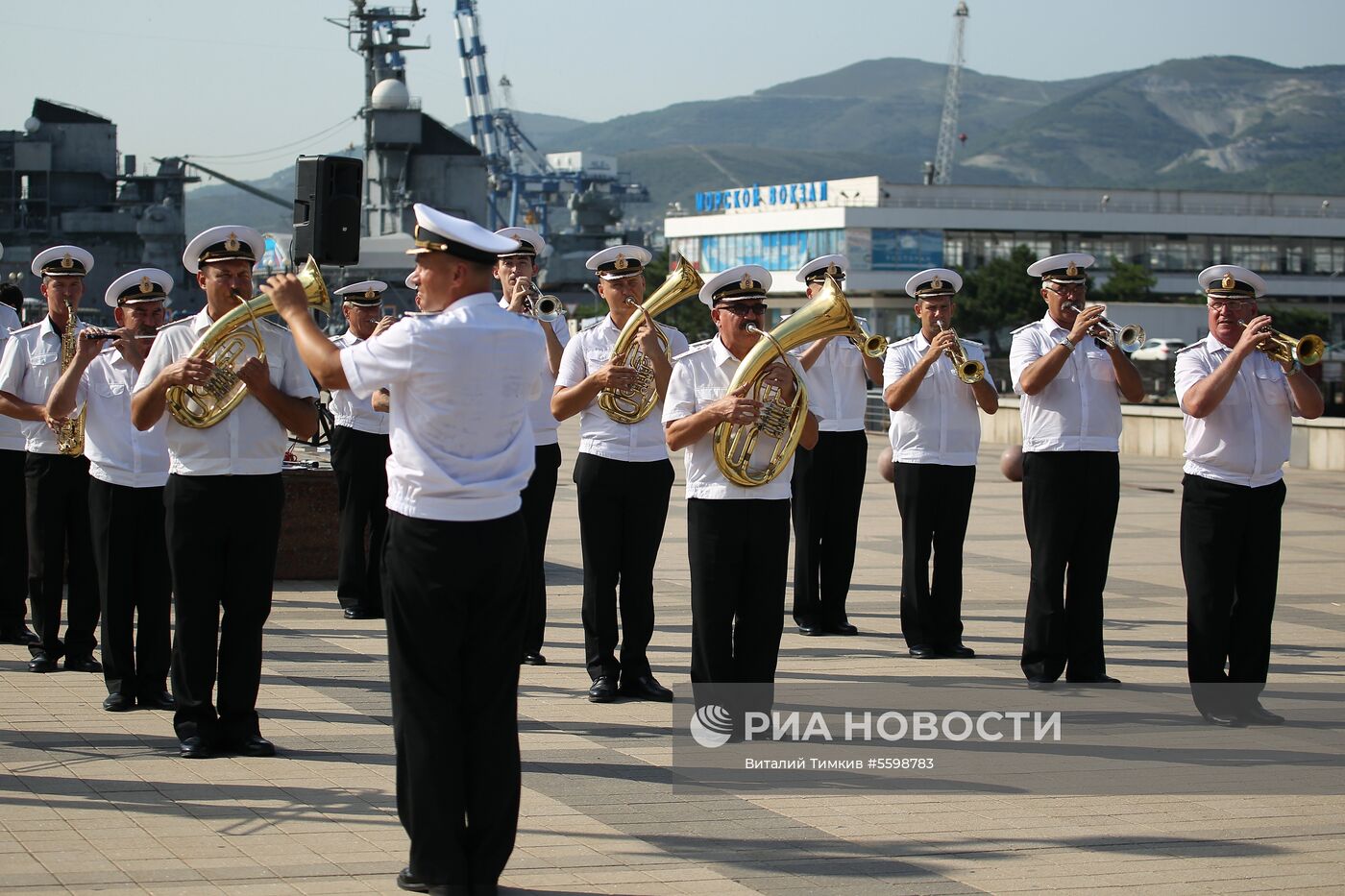 Репетиция парада ВМФ в регионах России 